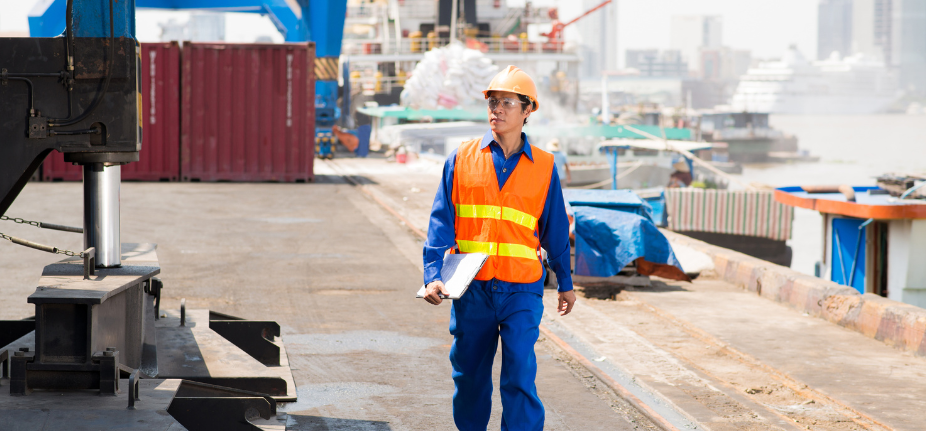 BƯỚC 4 <br> Vệ Sinh & Bàn Giao