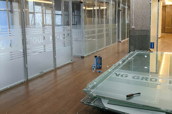 Thu mua vách kính cường lực