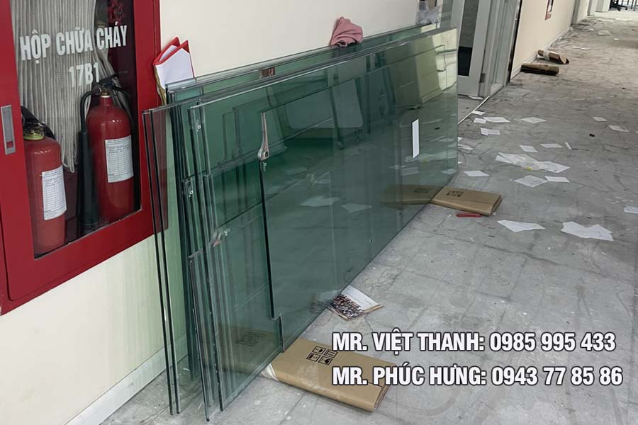 Dịch vụ tháo vách kính văn phòng tại Hà Đông