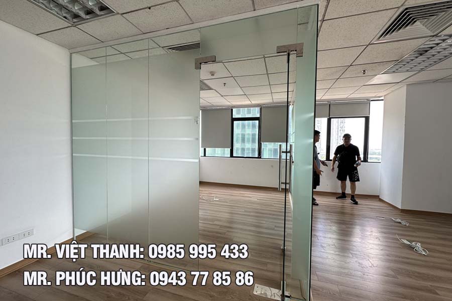 Dịch vụ tháo vách kính văn phòng tại Long Biên